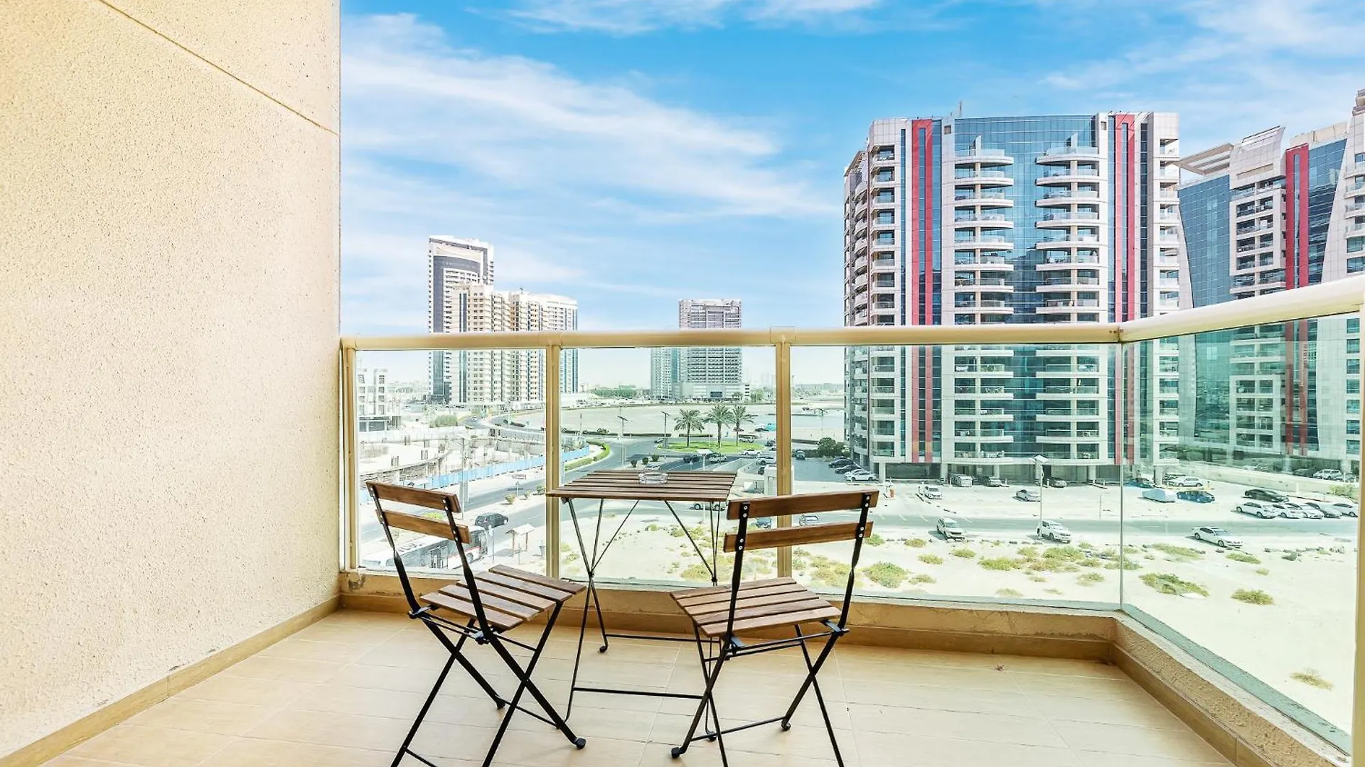 Apartment Luxe Studio With Upgraded Interior In Sports City Dubai