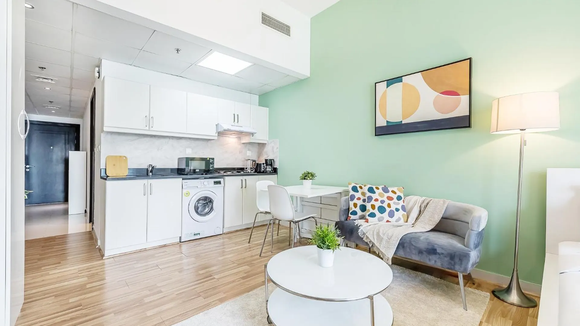 Apartment Luxe Studio With Upgraded Interior In Sports City Dubai